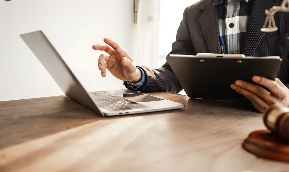 Leilão Online Confiável: Como Comprar com Segurança e Economia Agora
