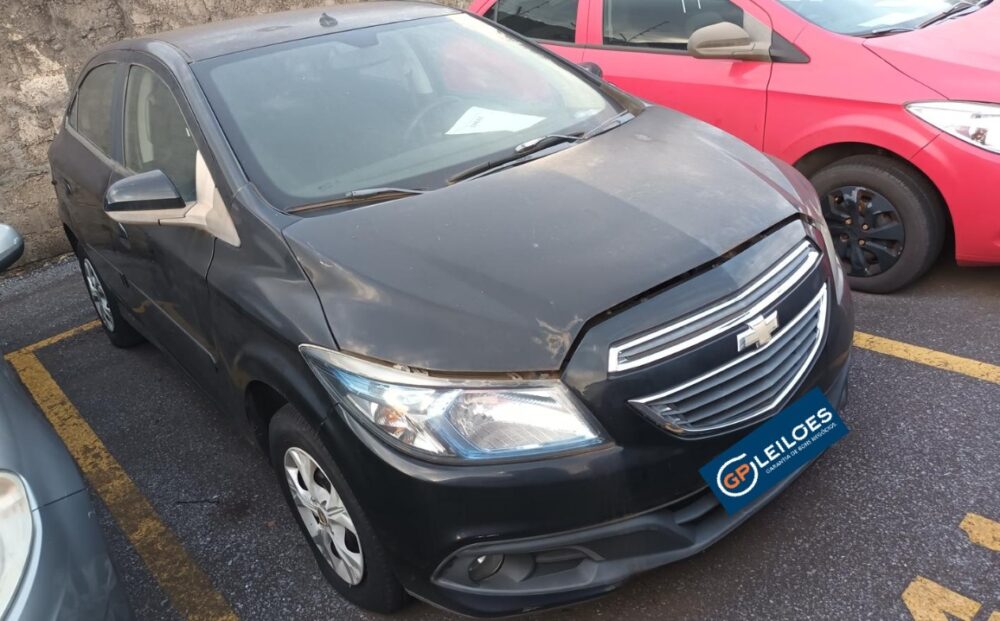 Carro para leilão