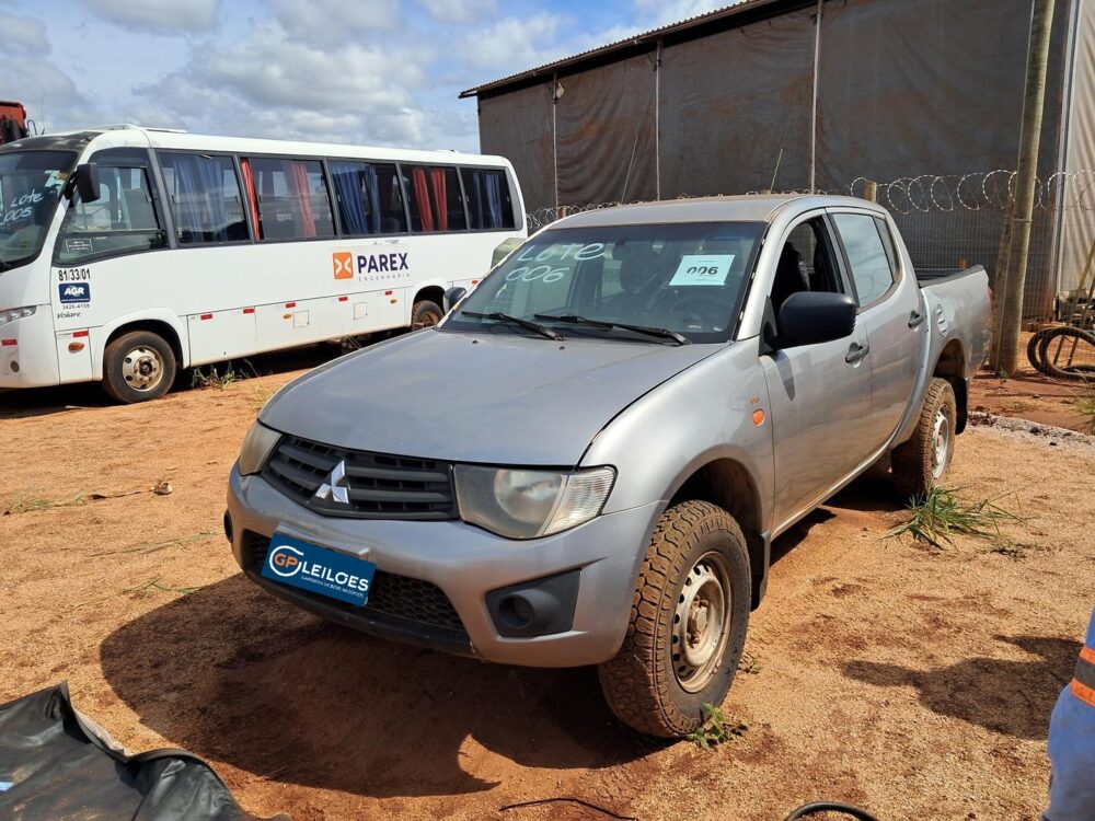 Carro em leilão pronto para arremate